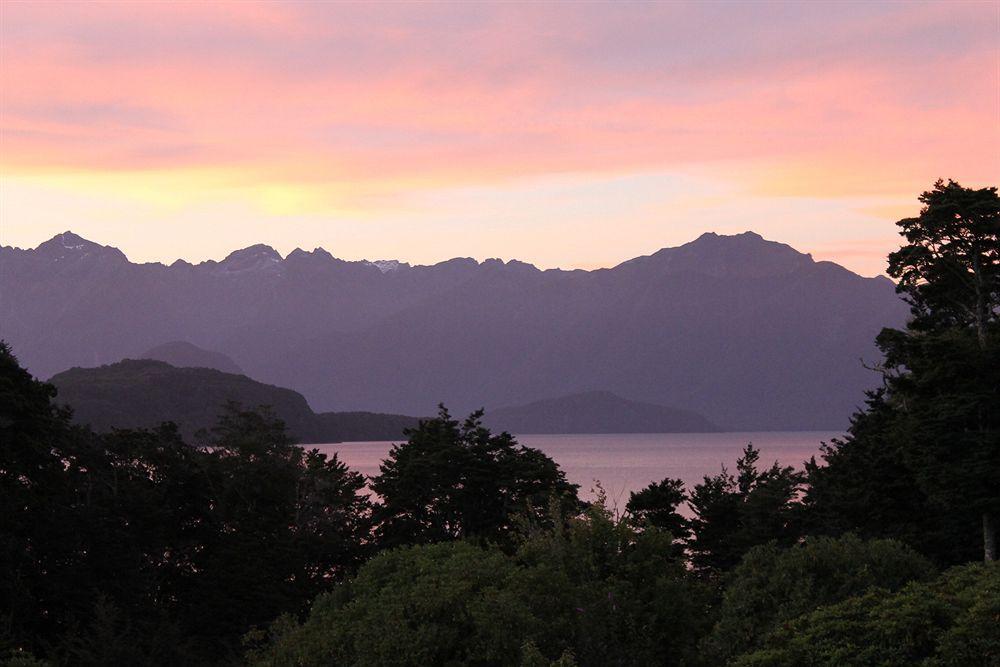 Murrells Grand View House Manapouri Exterior photo